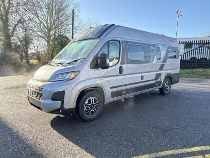 Adria  Twin 640 SGX 60 Y 