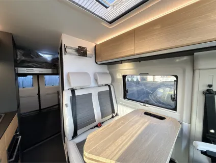 Adria  Twin 640 SGX 60 Y 
