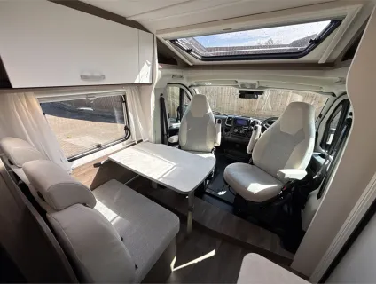 Carado  V339 Pro 2025