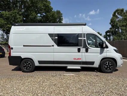 Sunlight  Cliff 600 AV 2021