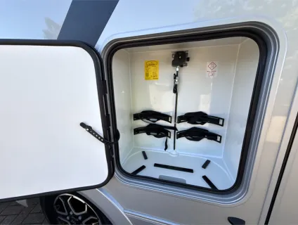 Adria  COMPACT SUPREME DL 