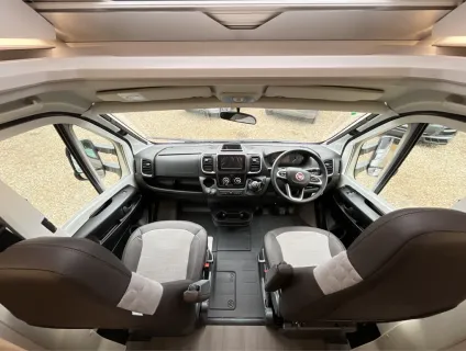 Adria  MATRIX PLUS 600 DT 