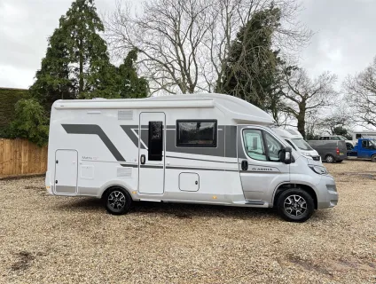 Adria  MATRIX PLUS 600 DT 