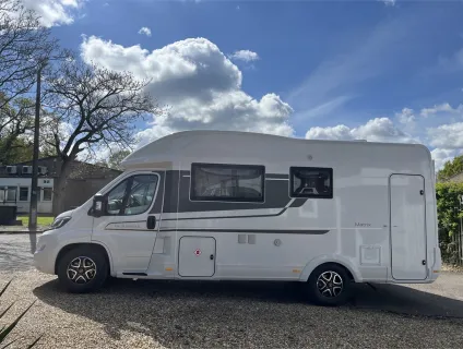 Adria  MATRIX AXESS 600 DT 