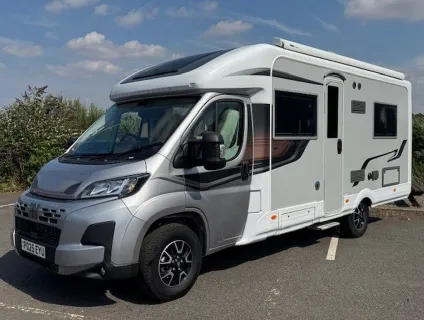 AUTO SLEEPERS  BROADWAY FB 2025-07-19