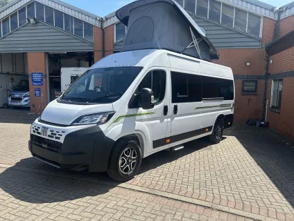 AUTO SLEEPERS  ACTIVE FL635 P 