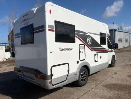 ELNAGH  BARON 530 