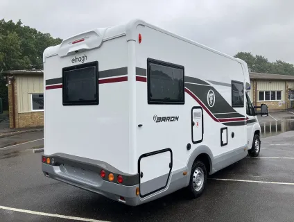 ELNAGH  BARON 530 