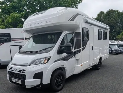AUTOTRAIL  EXPEDITION C71 2026-06-12