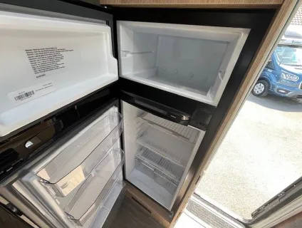 MOBILVETTA  K-YACHT T-LINE 90 