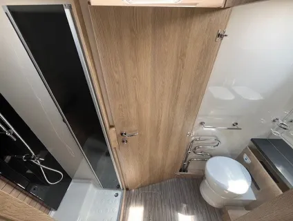 MOBILVETTA  K-YACHT T-LINE 90 