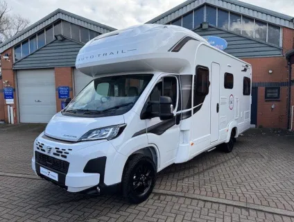 AUTOTRAIL  EXPEDITION C72 