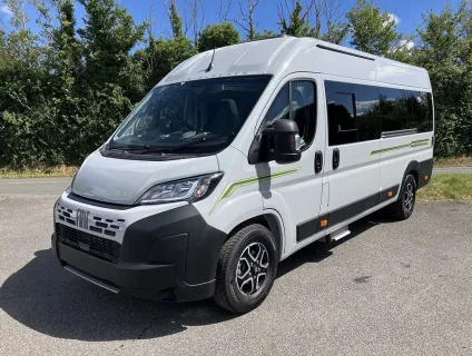 AUTO SLEEPERS  ACTIVE KB635 