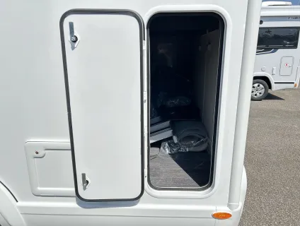 AUTOTRAIL  F-LINE F67 
