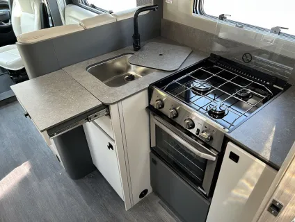 AUTOTRAIL  F-LINE F67 
