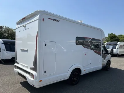 AUTOTRAIL  F-LINE F67 