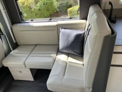 AUTOTRAIL  F-LINE F67 