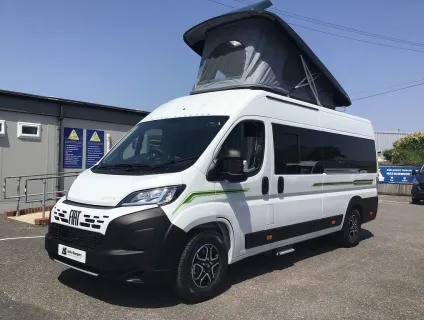 AUTO SLEEPERS  ACTIVE FL635 P 