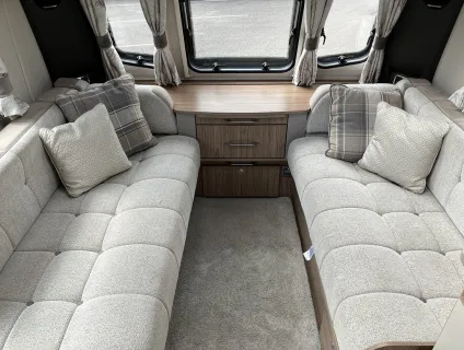 COACHMAN  LASER 675 2019-06-07