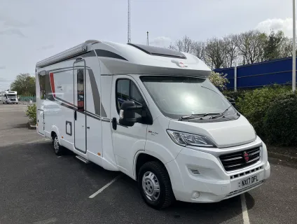 BURSTNER  LYSEO T744 2017-08-01