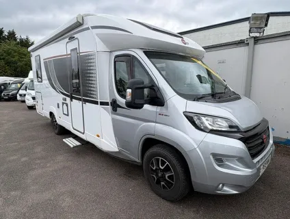BURSTNER  LYSEO T744 2019-05-08