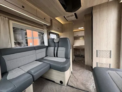 AUTOTRAIL  F-LINE F74 2024-02-23