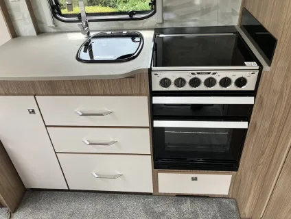 COACHMAN  VIP 460 2018-08-01