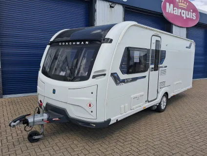COACHMAN  VIP 575 