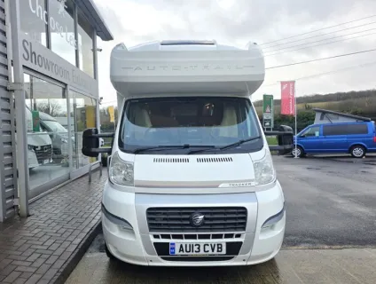 Auto-Trail  Tracker FB 2013