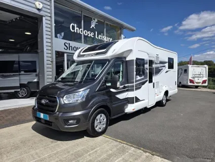 Swift  Voyager 594 2026