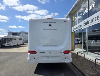 Swift  Voyager 594 2026