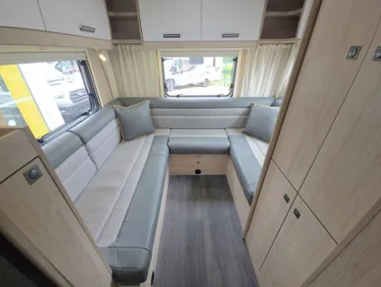 Auto-Trail  F72 2025