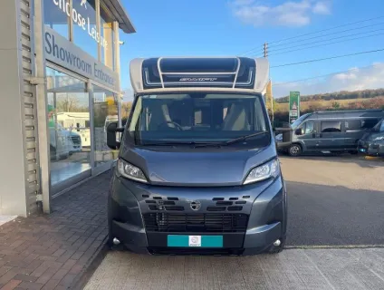Swift  Escape 694 2026