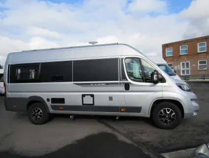 Auto-Trail V-Line 635 SE  - Manual 2018