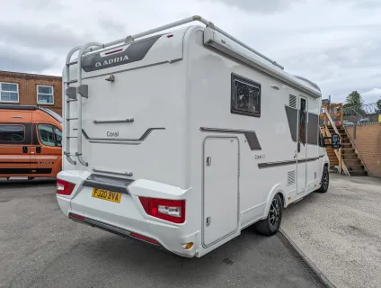 Adria Coral 670 DK - Manual 2020