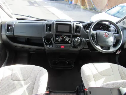 Auto-Trail V-Line 635 SE  - Manual 2018