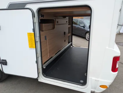 Adria Coral 670 DK - Manual 2020