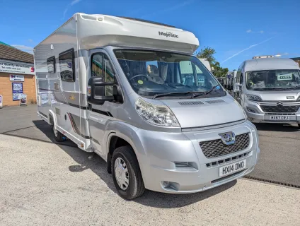 Elddis Majestic 165 - Manual 2014