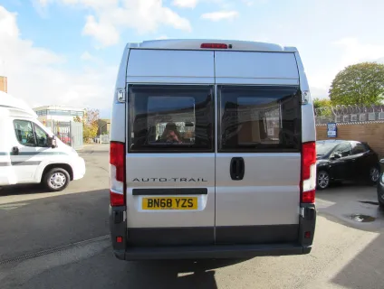 Auto-Trail V-Line 635 SE  - Manual 2018