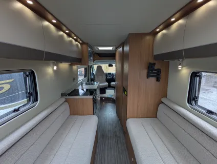 Auto-Trail V-Line 635 SE  - Manual 2018