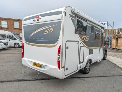 Burstner Nexxo T690 G - Manual 2014