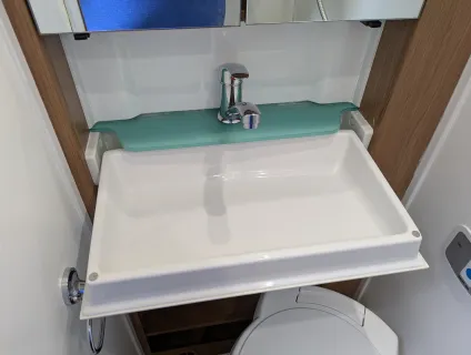 Auto-Trail V-Line 635 SE  - Manual 2018