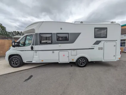 Adria Coral 670 DK - Manual 2020