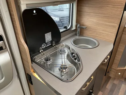 Weinsberg CaraCompact Edition 600 MEG [PEPPER] 2023
