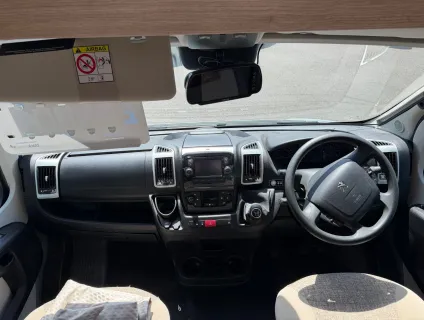 Elddis  Majestic 2018