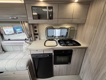 Elddis Prestige 105 2021
