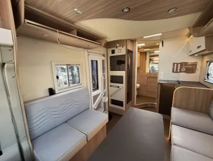 Burstner Delphin 684G 2021