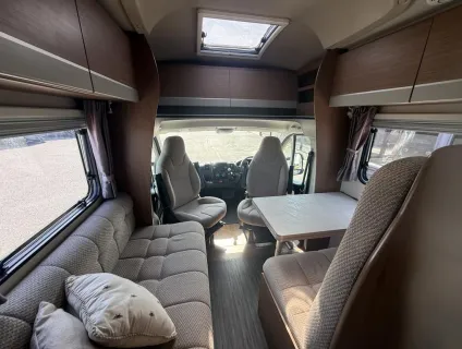 Auto-Trail Tribute T715 2015