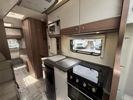 Bailey Advance 70-6 2019