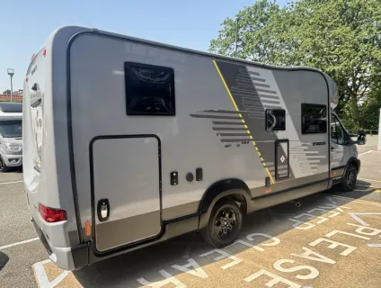 Swift Trekker 584 2026